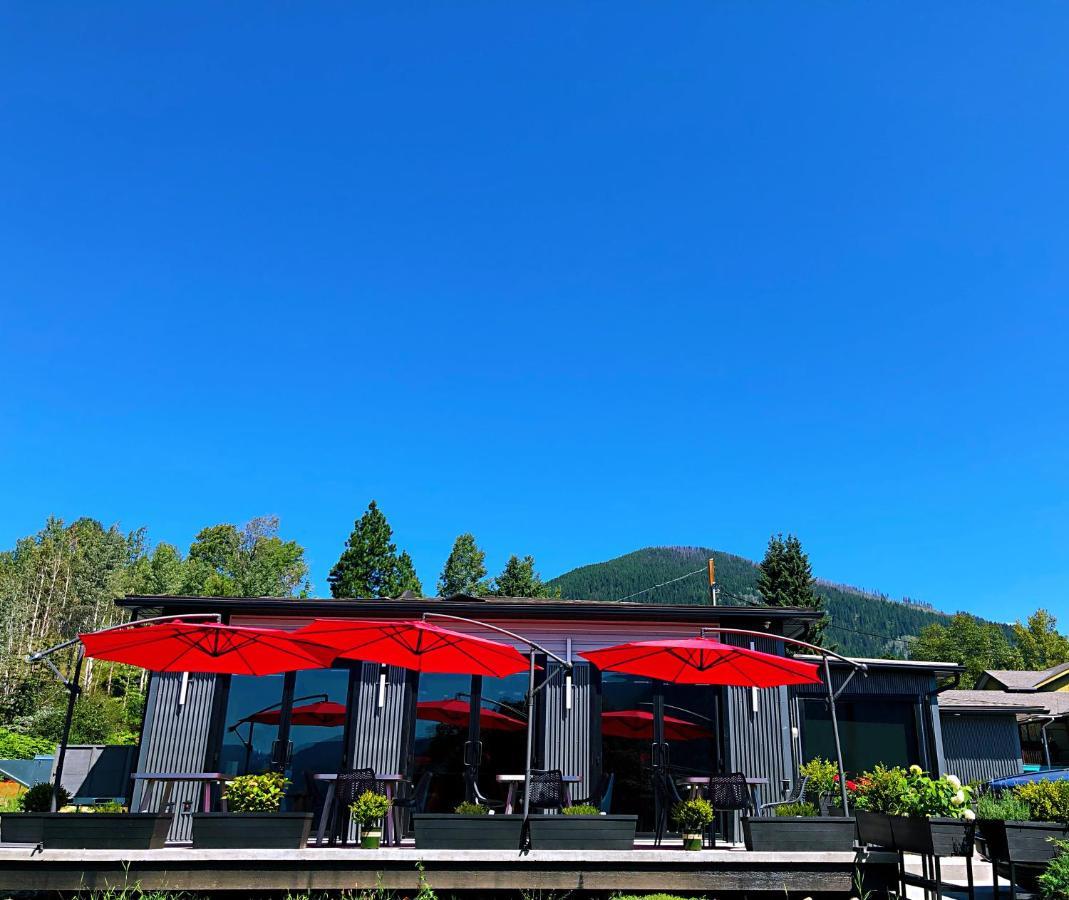 Kokanee Glacier Resort Nelson Bagian luar foto